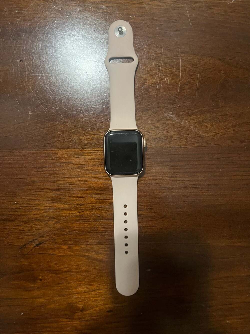 Apple Watch Series 5 40mm Gold Aluminum Case Pink Sand Sport Band